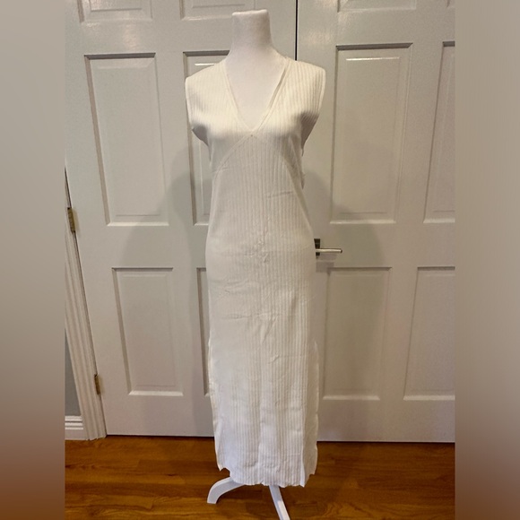 Weekend Stories Adriana Dress in Ivory Size M NWT - Picture 7 of 8